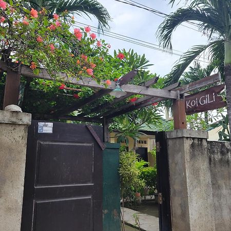 Koi Gili Guest House กีลีตราวางัน ภายนอก รูปภาพ